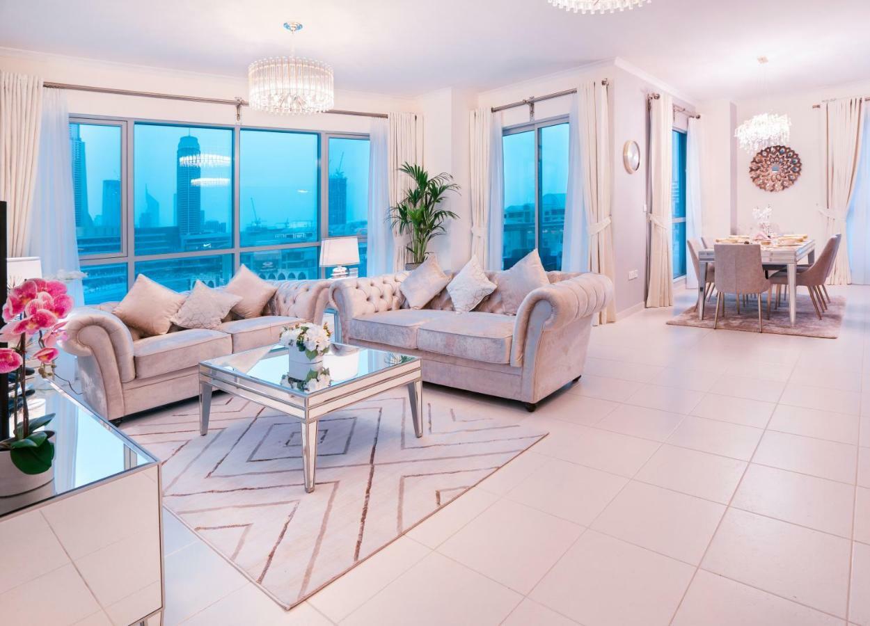 Elite Royal Apartment - Full Burj Khalifa & Fountain View - 2 Bedrooms And 1 Open Bedroom Without Partition دبي المظهر الخارجي الصورة